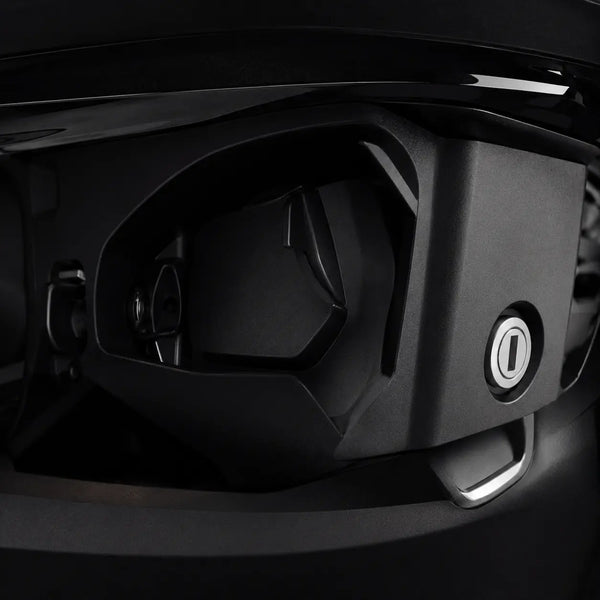 UNDERSEAT STORAGE